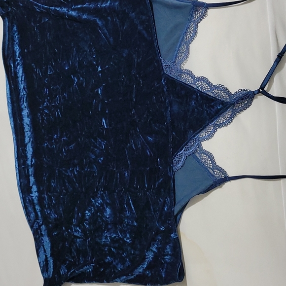 Beautiful  summer  top - Picture 3 of 7